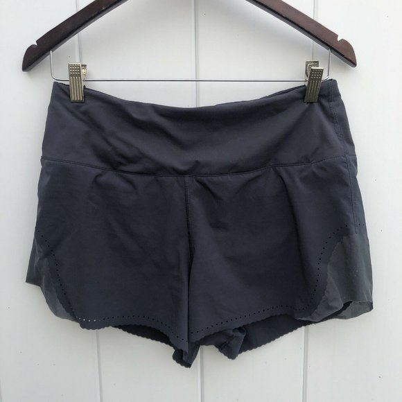 Lululemon Shorts 3” Inseam Scalloped Eyelet 6 Gray